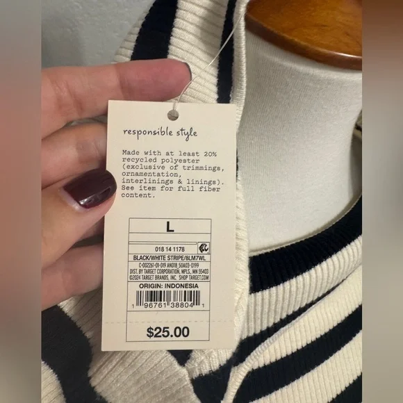 NWT A New Day Striped Black and White ribbed Top Size L - Picture 2 of 4